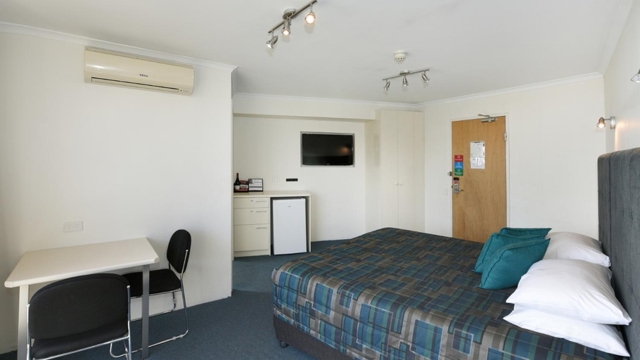 Bedroom 24
