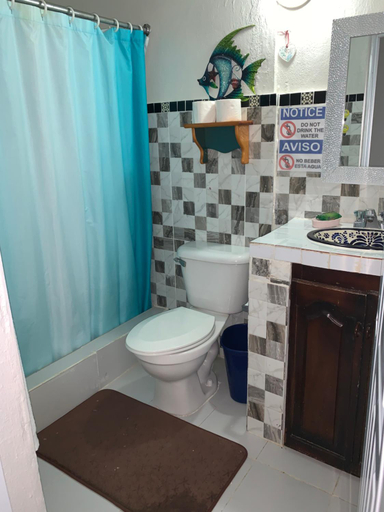 Bathroom 3, Sana El Jardin Secreto, Santiago de los Caballeros