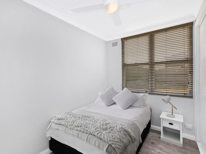 Bedroom 2, Golden Sands Apartment 10, Wyong - South and West