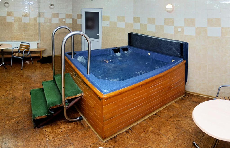 Bathroom 4, Hotel Star, Mukachivs'ka