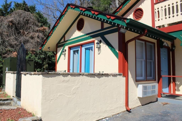 Exterior & Views 2, Heidi Motel, White