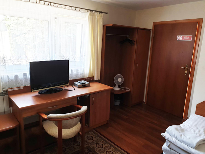 Others 5, Motel Comet, Poznań City
