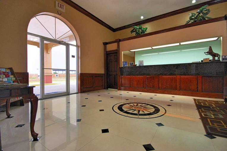 Public Area 2, Americas Best Value Inn Sinton, San Patricio