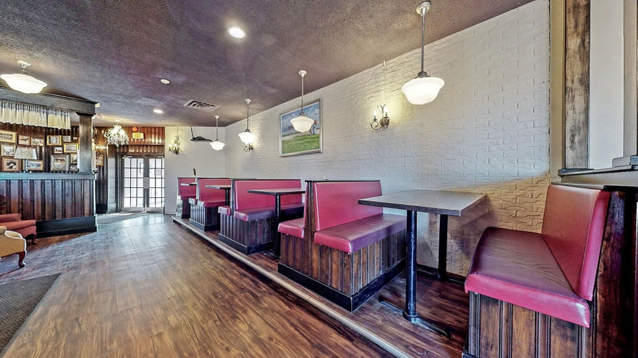 Food & Drinks 5, Quality Inn Arnprior, Renfrew