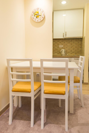 Others 4, Branka Apartments