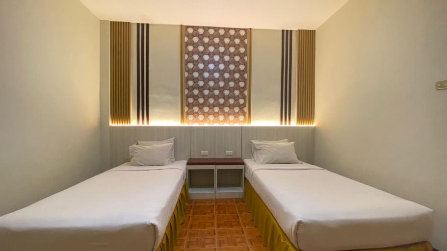 Bedroom 16