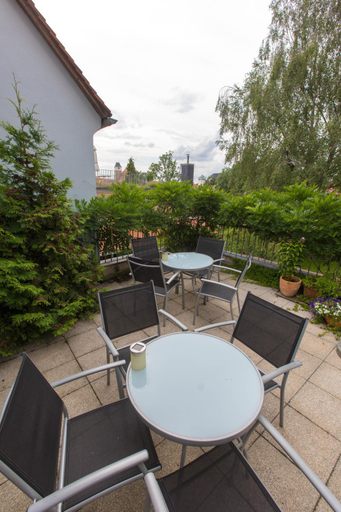 Others 2, Hotel Blaue Blume, Mittelsachsen