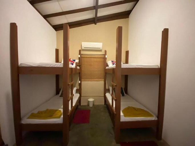 Bedroom 2, Sanora Hostel, Dambulla