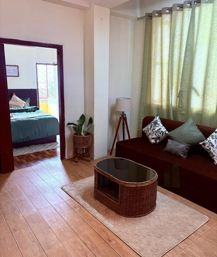 Others 4, Monratino Himadrie, Darjiling