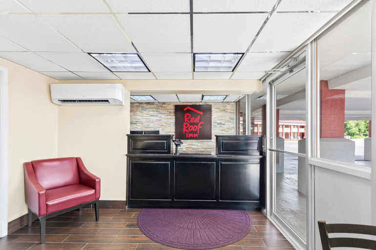 Public Area 2, Red Roof Inn Berea, Madison