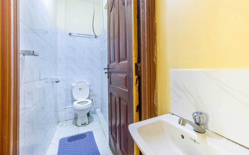 Bathroom, Lux Suites PJ's Apartments Ruiru, Ruiru