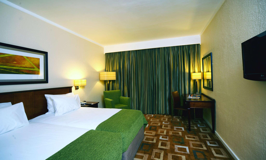 Bedroom 3, Garden Court Or Tambo, Ekurhuleni