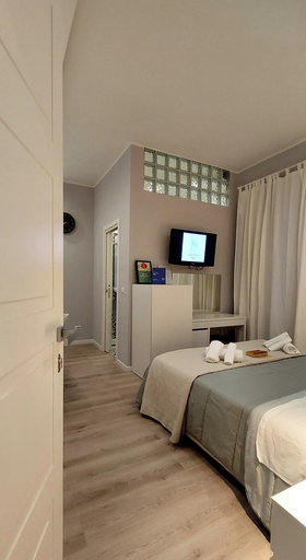 Bedroom 4, Duomo View Naples, Napoli