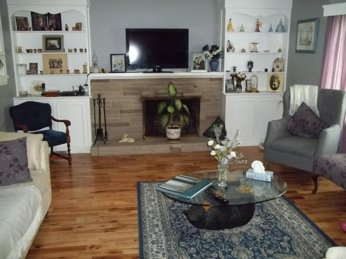 Others 5, Abide Within Bed & Breakfast, Colchester
