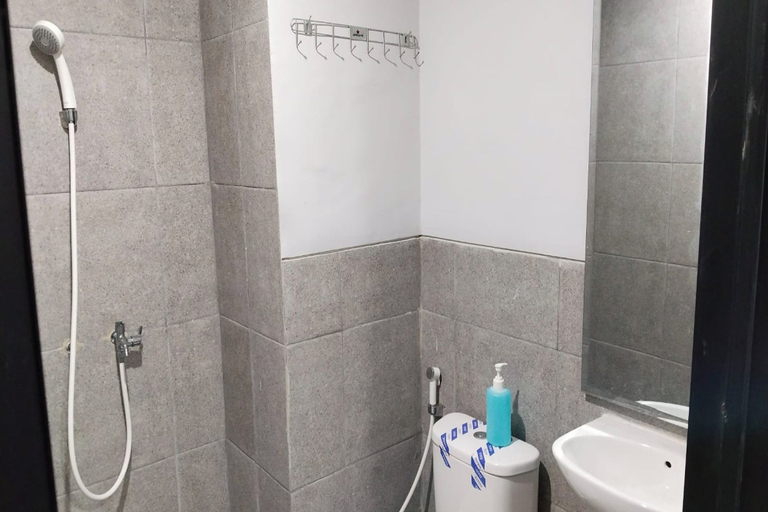 Bathroom 5, Riverdale Cikarang by Veto Rooms, Cikarang