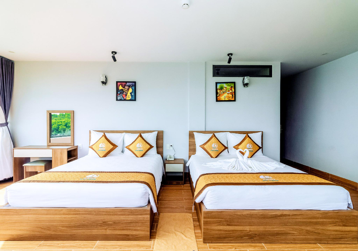 Bedroom 18