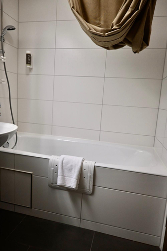 Bathroom 4, Hotel Am Rupertuspark, Berchtesgadener Land
