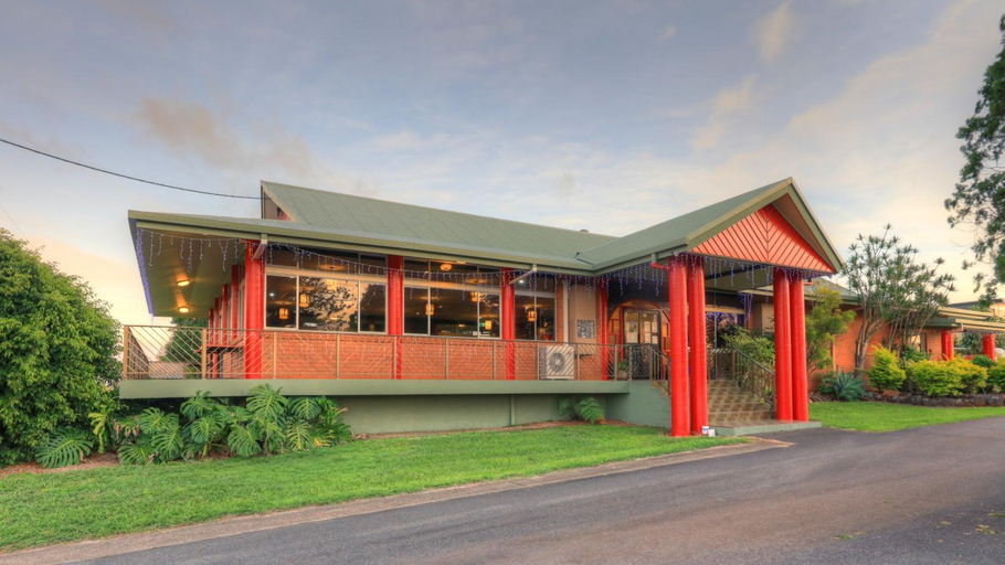 Food & Drinks 5, Atherton Motel, Atherton