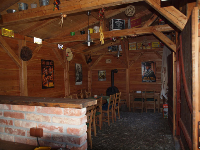 Others 4, Chalupa EL DORADO, Plzeň - jih