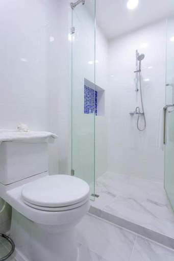 Bathroom 3, Citismart Residence, Pattaya