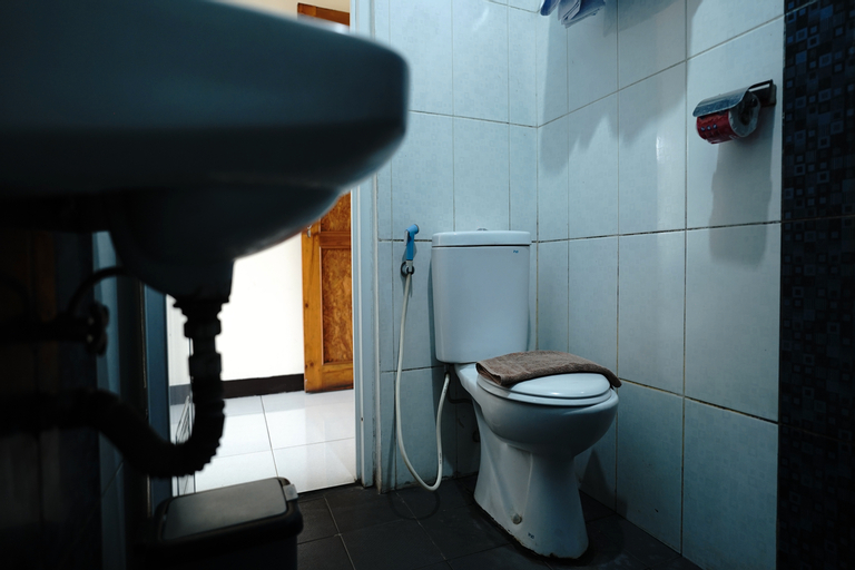 Bathroom 2
