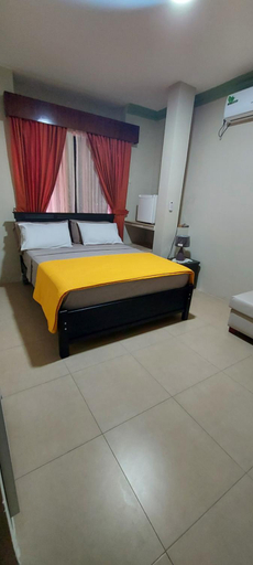 Others 5, Casa Serena, Guayaquil