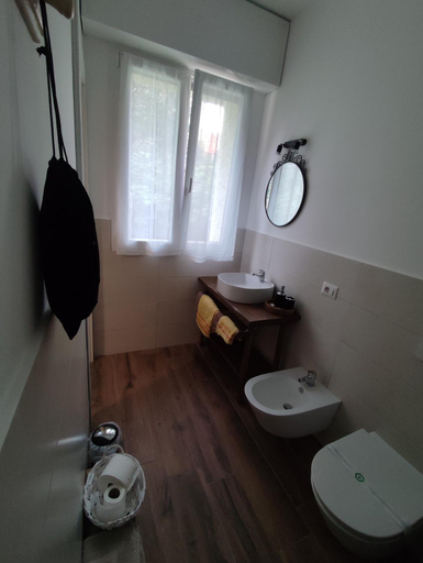 Bathroom 2, LORA GIUSTA GUEST HOUSE, Como