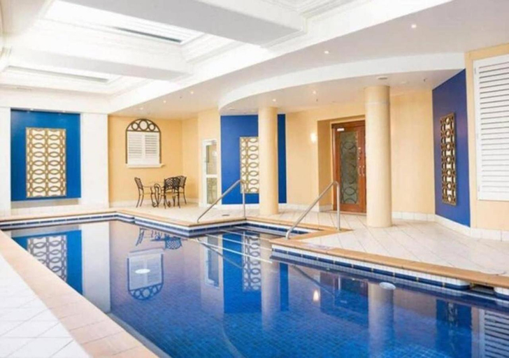 Sport & Beauty 2, Location Location Location - Broadbeach :), Gold Coast