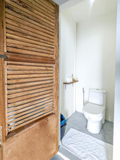 Bathroom 4, Lexias Hostel & Workspace by Hiverooms, El Nido