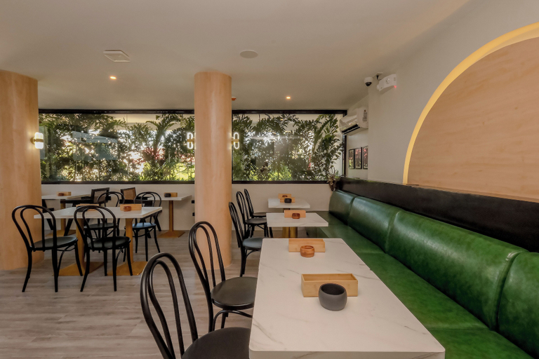 Food & Drinks 4, The Quarters by Rosey, Cabanatuan City
