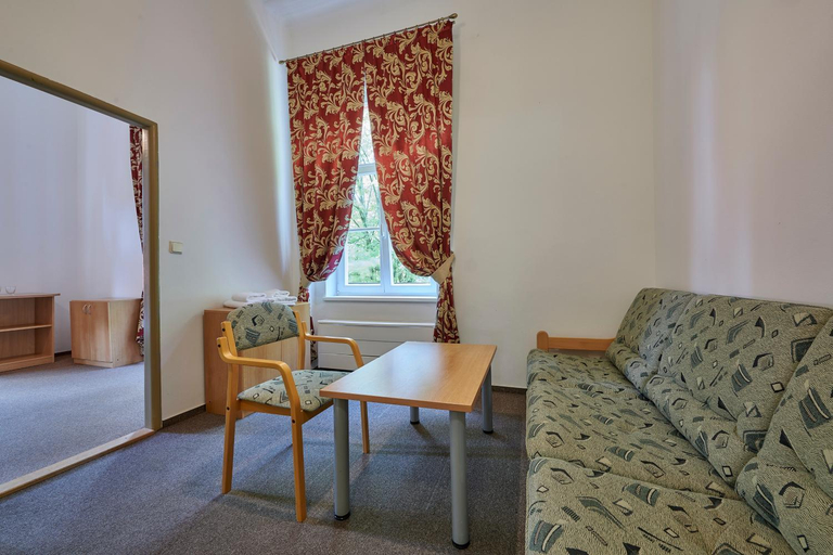 Others 5, Hotel Mezni Louka, Děčín