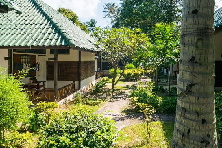 Exterior 9
