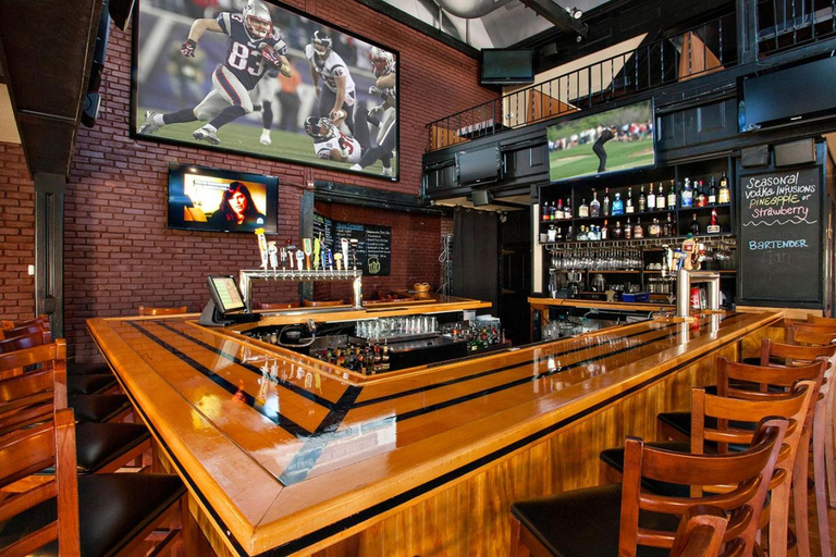 Others 5, Portside Tavern, Barnstable
