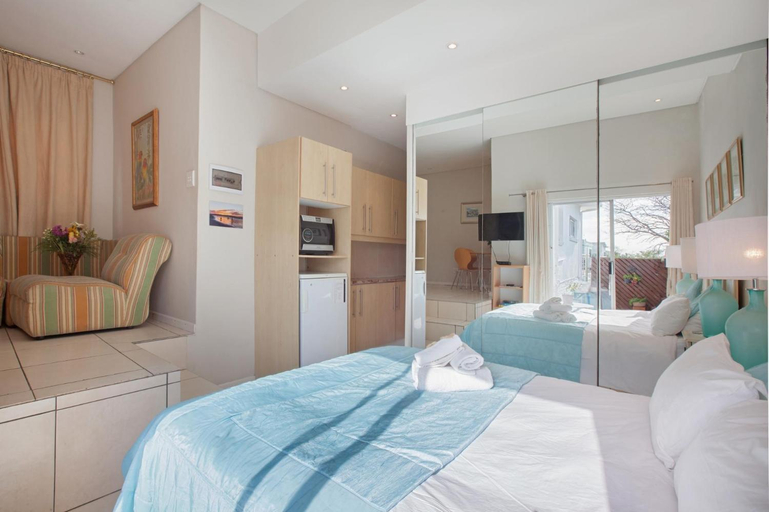 Others 3, 20 Belladonna Avenue Vredehoek, City of Cape Town