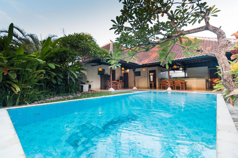 Swimming Pool 7