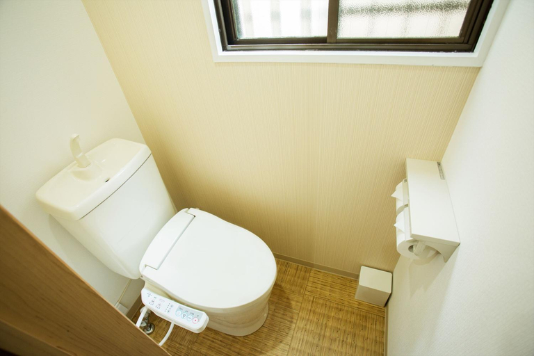 Bathroom 2, Hasunoha, Kyoto