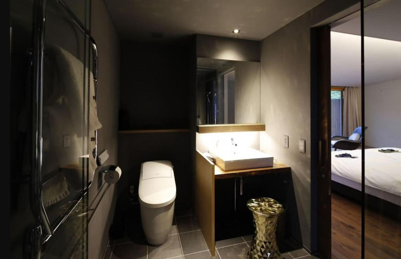 Bathroom 5, Matsumoto Jujo, Matsumoto