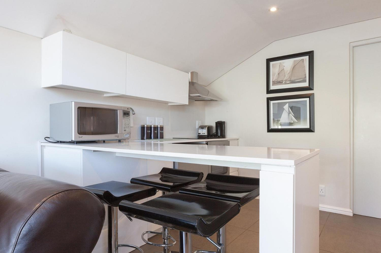 Others 5, 20 Belladonna Avenue Vredehoek, City of Cape Town