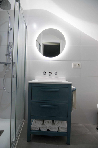 Bathroom 3, Casa Carmen – Terraza y patio privado en Salobrena, Granada