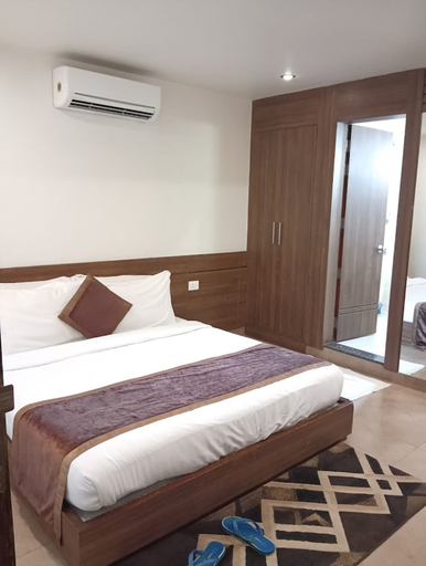 Bedroom 3, Hotel City Square, Hisar