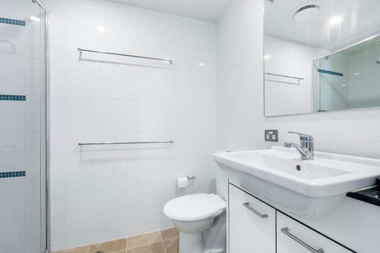 Bedroom, Stylish 1 Bedroom Apartment in Sierra Grand - CoastHM, Gold Coast