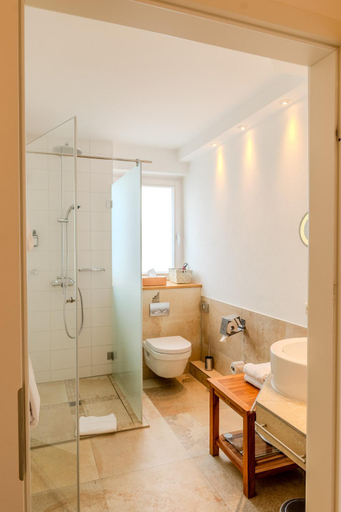 Bathroom 2, Aparthotel Parsberg GreenDesign, Neumarkt in der Oberpfalz