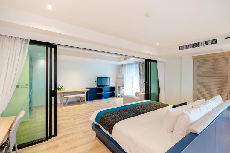 Bedroom 8