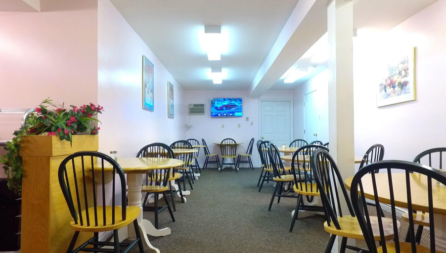 Others 5, Econo Lodge & Suites Saint John, Saint John