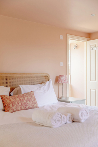 Bedroom 3, Beautiful Family-Friendly 3BD House - North Sheen, London