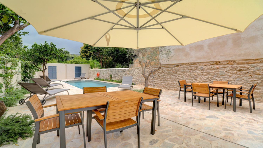 Food & Drinks, Villa Llum, Baleares