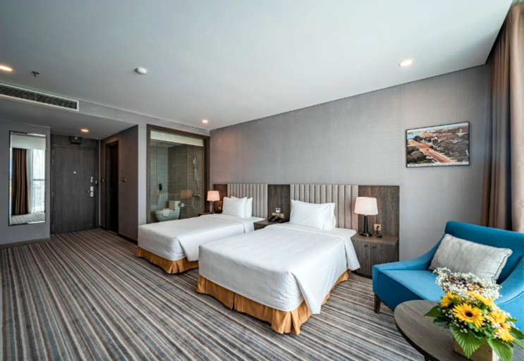 Bedroom 12