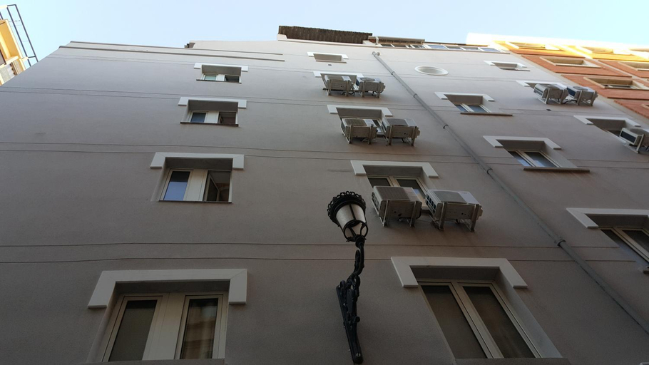 Others 3, Hotel Maritimo, Alicante