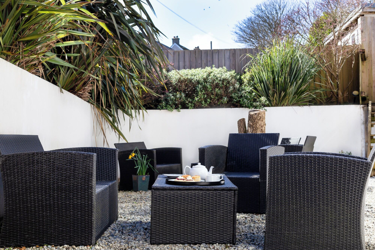 Food & Drinks 3, The Nook, Cornwall