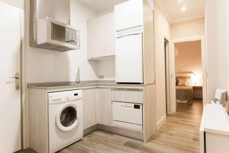 Others 4, NEW. Moderno y elegante apartamento centrico., Madrid